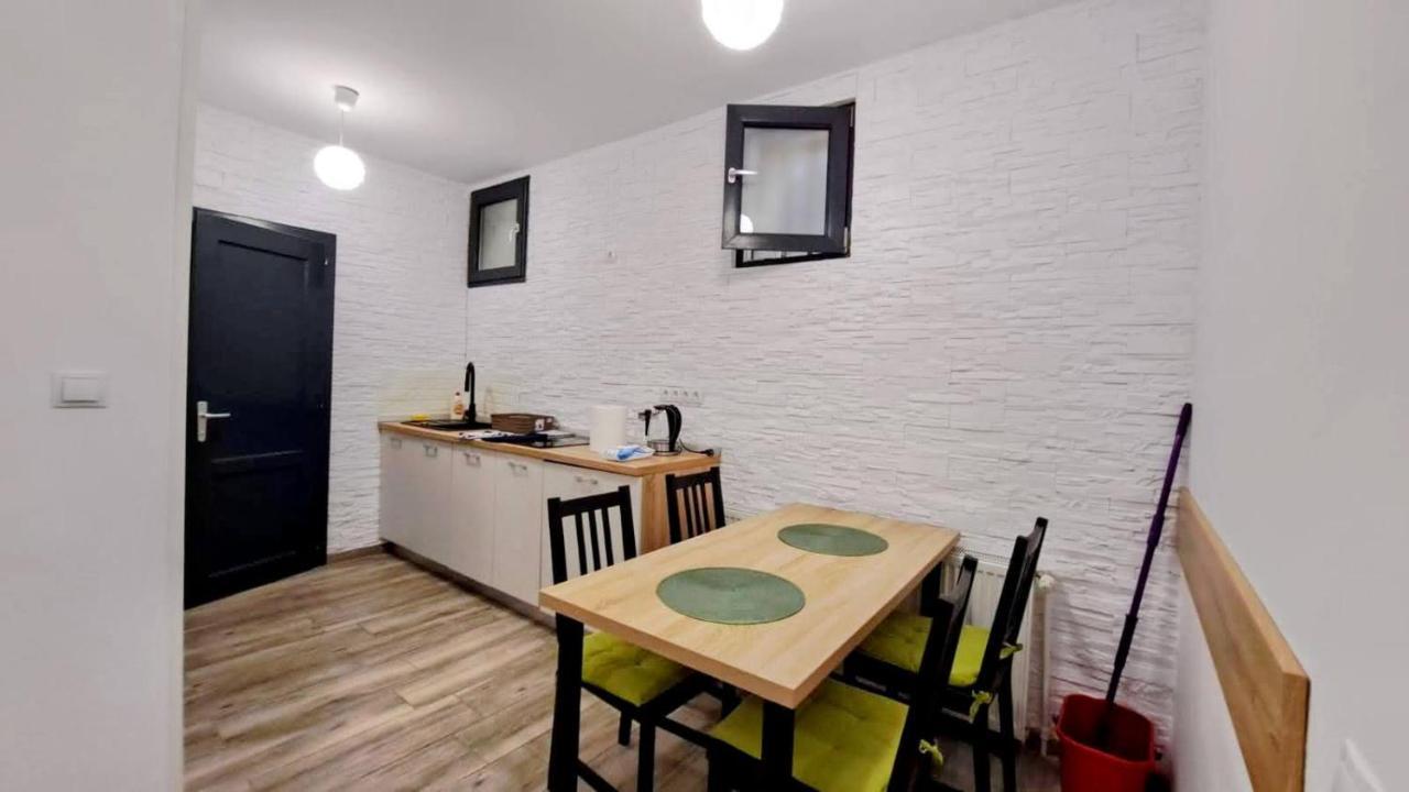 Cosy Studio In The Heart Of Braşov Exteriör bild